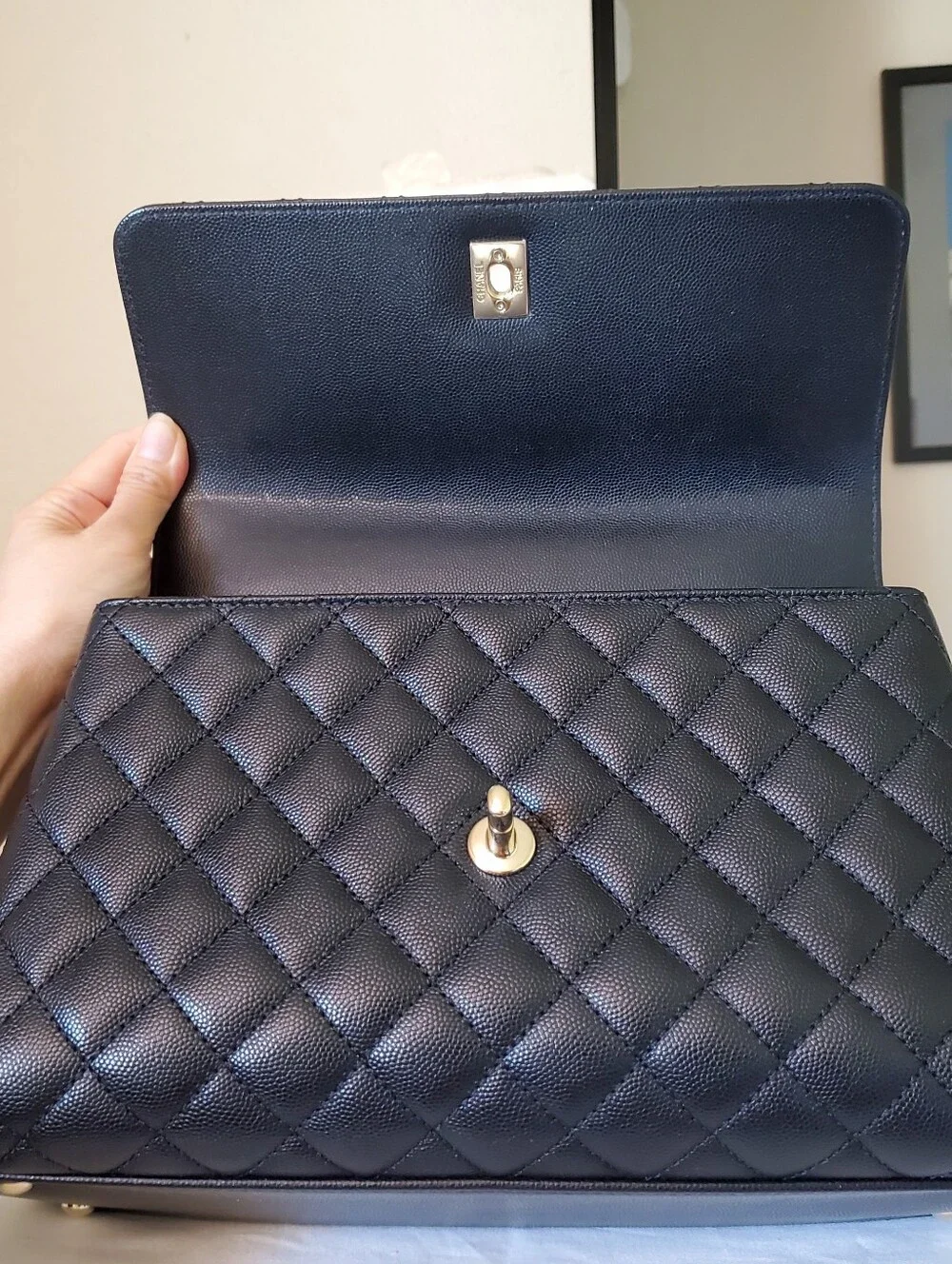Chanel Coco handle Black Caviar Gold Hw Chip Code